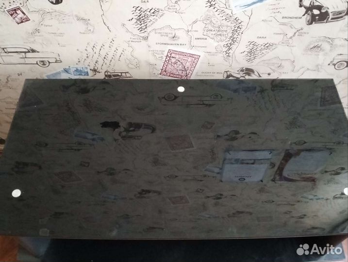 Столик под телевизор