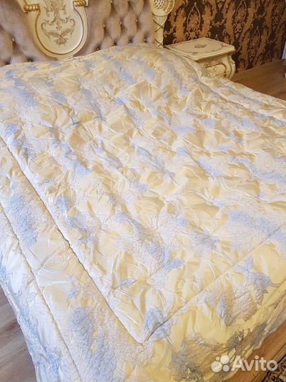 Покрывало новое Blumarine svad dondi original. Ит