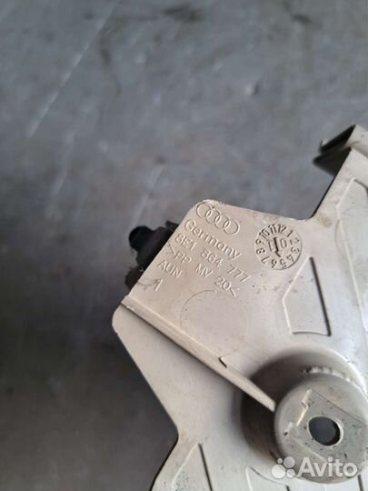 Накладка салона левая Audi A4 B6