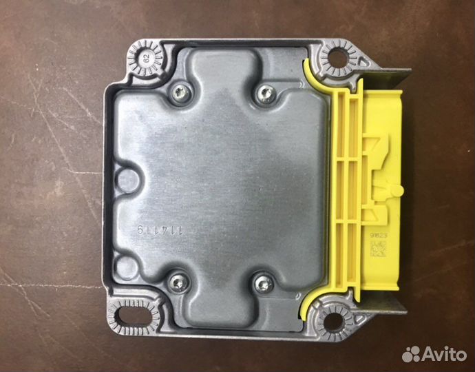 Блок управления аэрбаг VW Polo