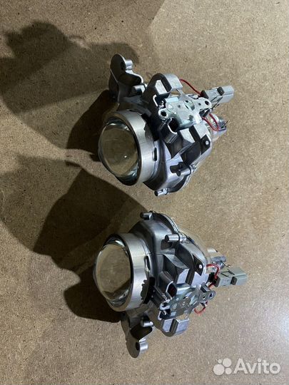 Оригинальные линзы Infiniti fx37 (комплект)