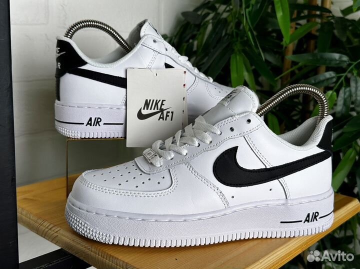 Кроссовки женские Nike Air Force 1 36-41 белые