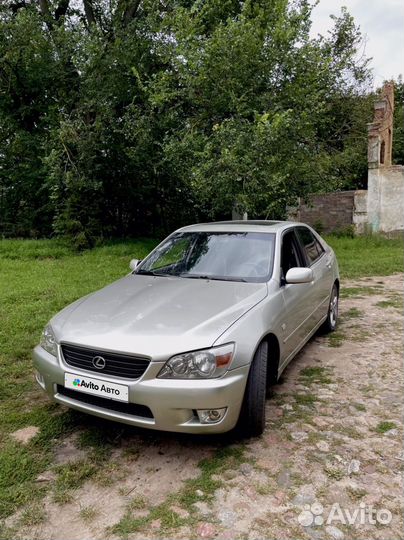 Lexus IS 2.0 AT, 1999, 326 000 км