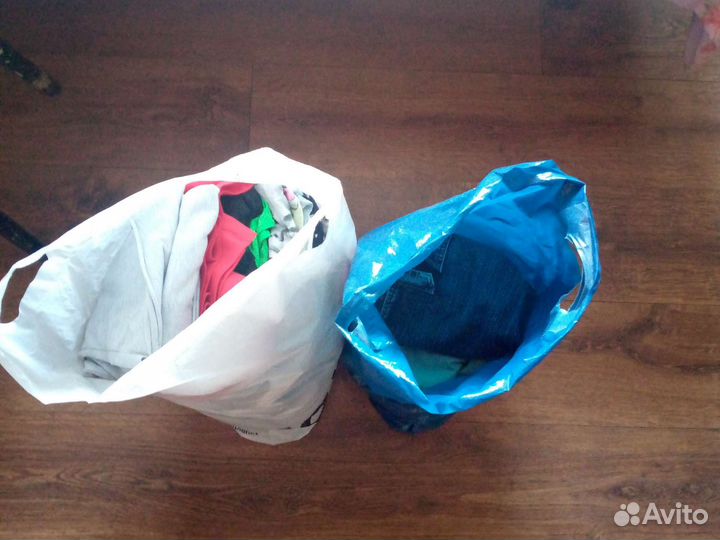 Футболки,топы, юбки и т.д