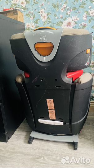 Детское кресло chicco