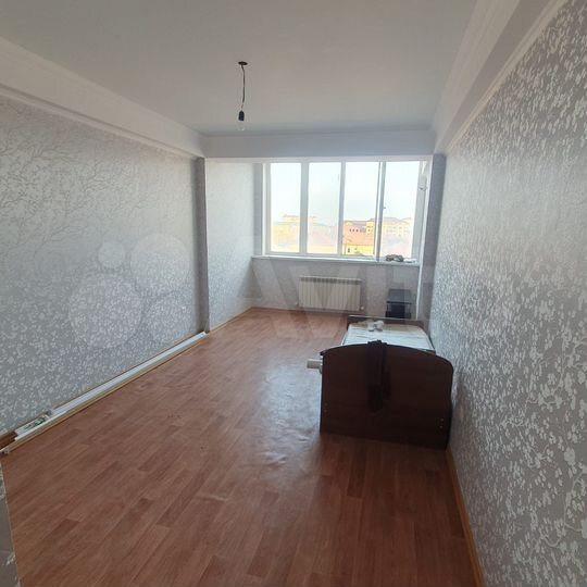 2-к. квартира, 72 м², 6/10 эт.