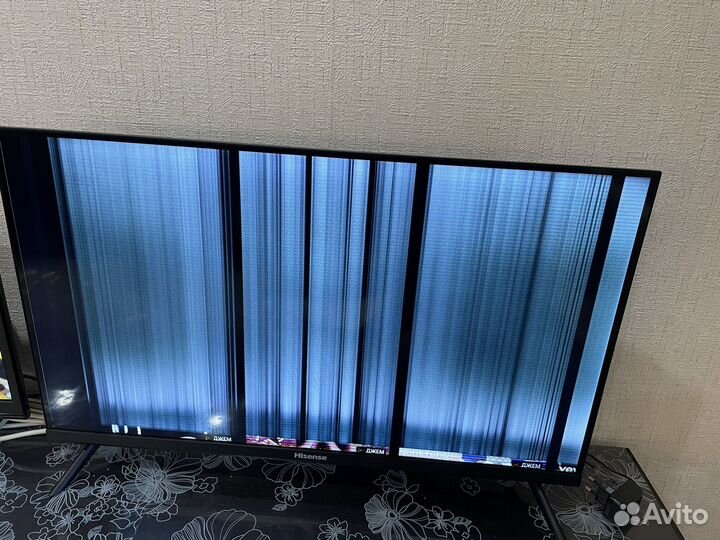 Телевизор SMART tv с вайфаем бу Hisense 32
