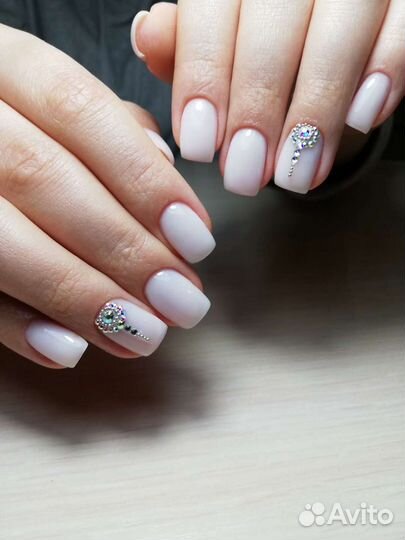 Маникюр/педикюр/наращивание