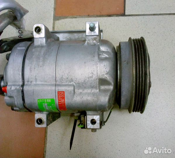 Компрессор кондиционера VW Passat B5 1.8 ADR