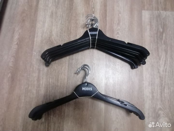 Вешалки плечики