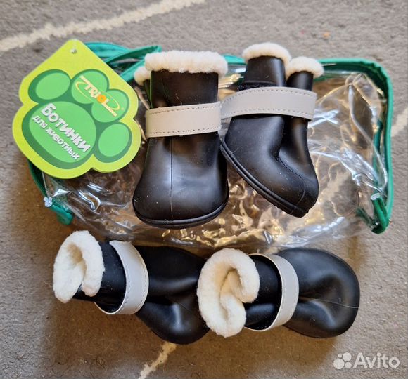 Обувь, комбинезон для собаки