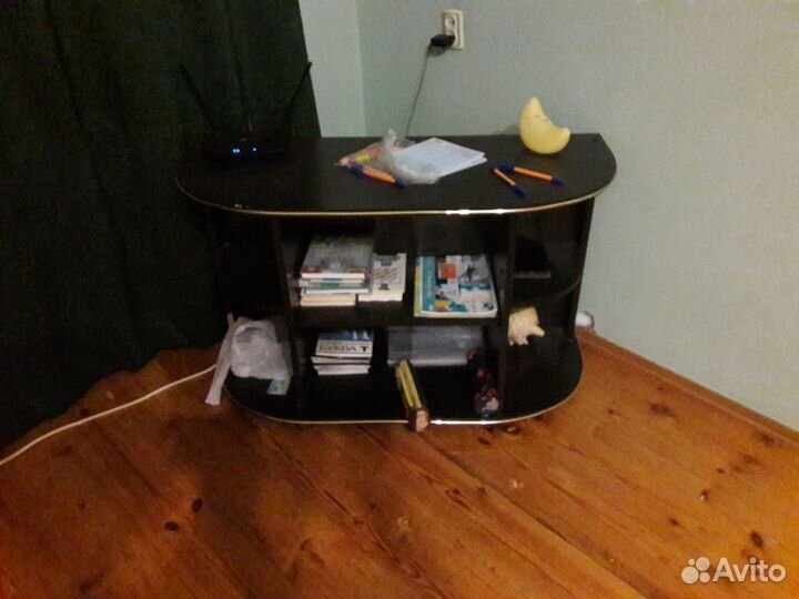 Столик для тв