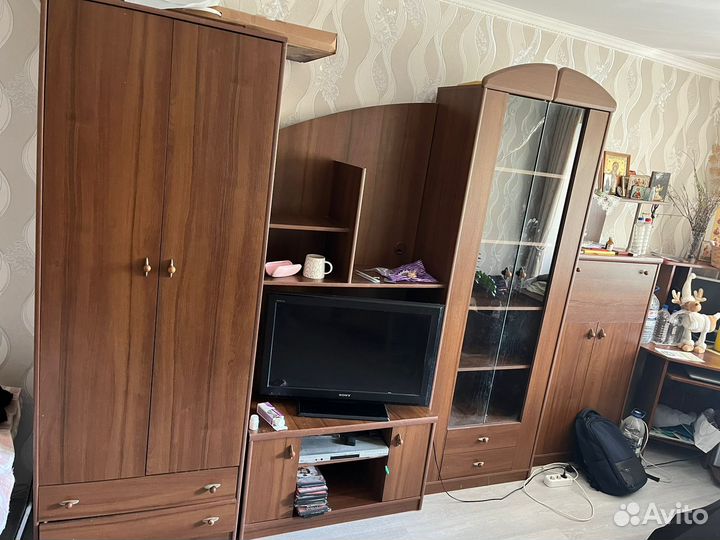 Стенка в гостиную