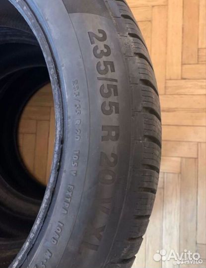 Continental ContiWinterContact TS 850 P 235/55 R20