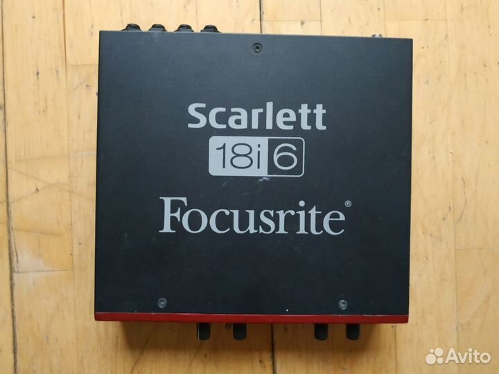 Focusrite Scarlett 18i6 – Звуковая карта