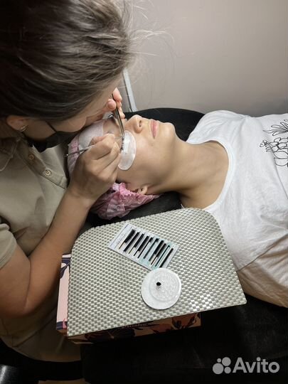 Пробный урок по наращиванию ресниц