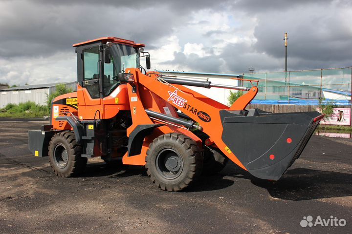 Фронтальный погрузчик Redstar 3000GTS, 2023