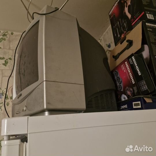 Рабочий, пульта нет