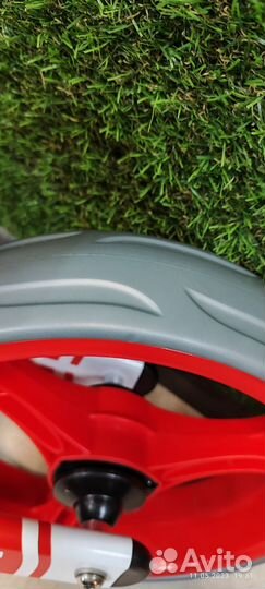 Беговел tech team milano 1.0 -вес 2.5 кг