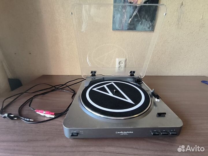 Проигрыватель винила audio technica AT-lp60