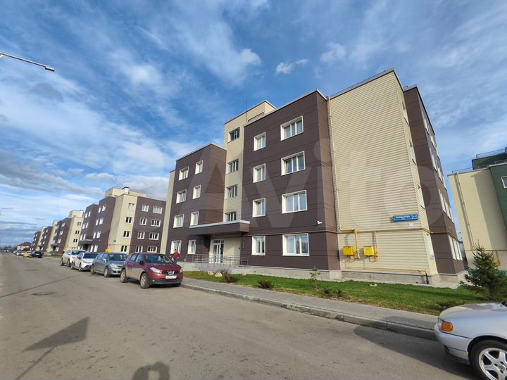 1-к. квартира, 48 м², 4/4 эт.