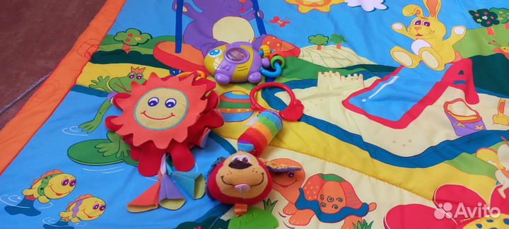Развивающий коврик