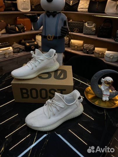 Кроссовки Adidas Yeezy Boost 350 V2 Cream White