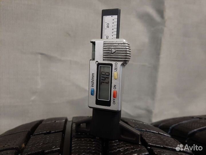 Dunlop SP Winter Maxx WM01 215/60 R17