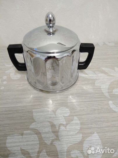 Комплект чайник+сахарница