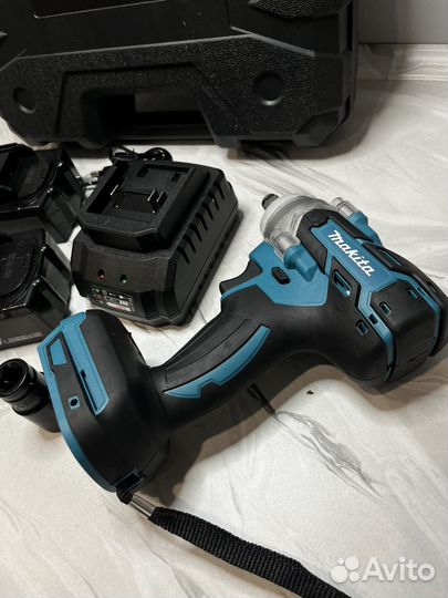Аккумуляторный гайковерт Makita 330Нм