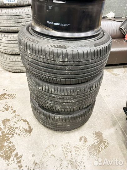 Michelin Pilot Sport 4 SUV 275/35 R21 и 315/35 R21