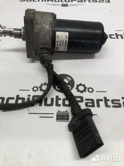 Мотор блокировки заднего редуктора Mercedes W164