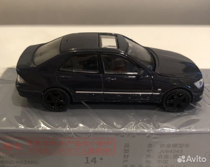 1/64 Lexus IS300 серый