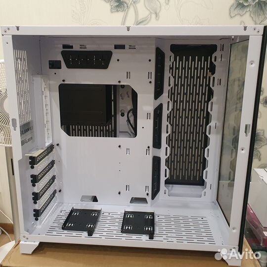 Lian Li O11 Dynamic