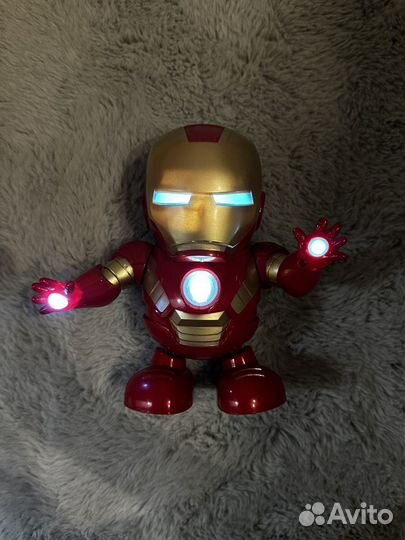 Робот танцующий Железный человек Iron man игрушка