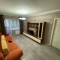 2-к. квартира, 43 м², 3/5 эт.