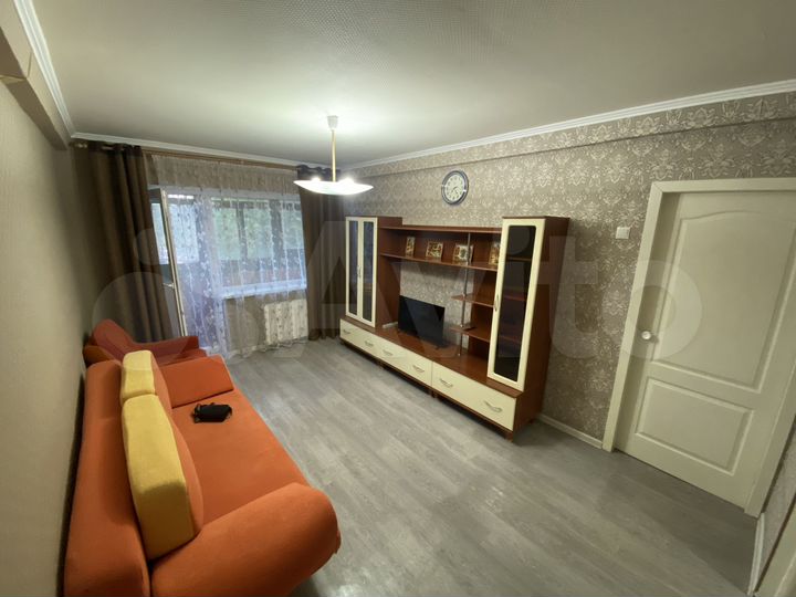 2-к. квартира, 43 м², 3/5 эт.