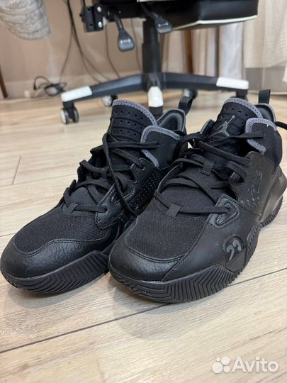 Кроссовки Jordan Jordan Stay Loyal 2