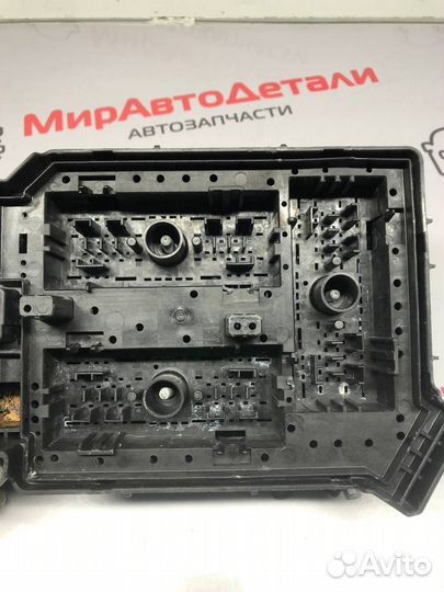 Блок предохранителей Buick Encore GX 2021 42733199