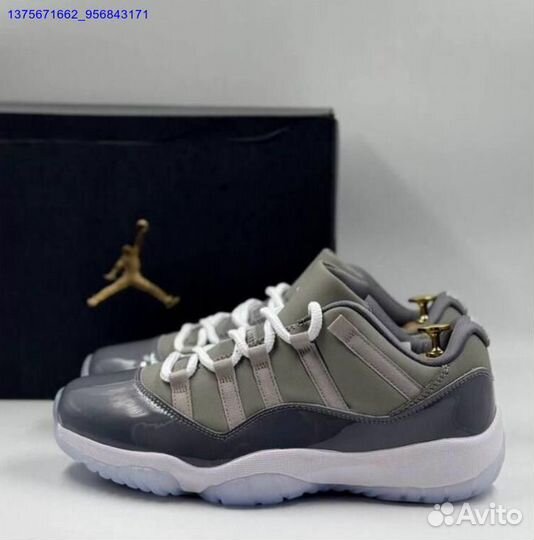 Выбор кроссовок: Nike Air Jordan 11 Retro Low