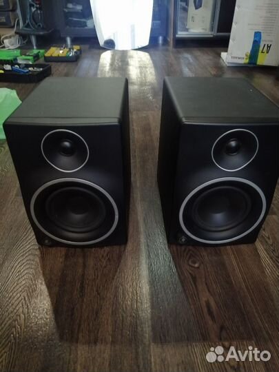 Студийные мониторы mackie