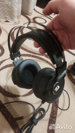 Игровые наушники с микрофоном