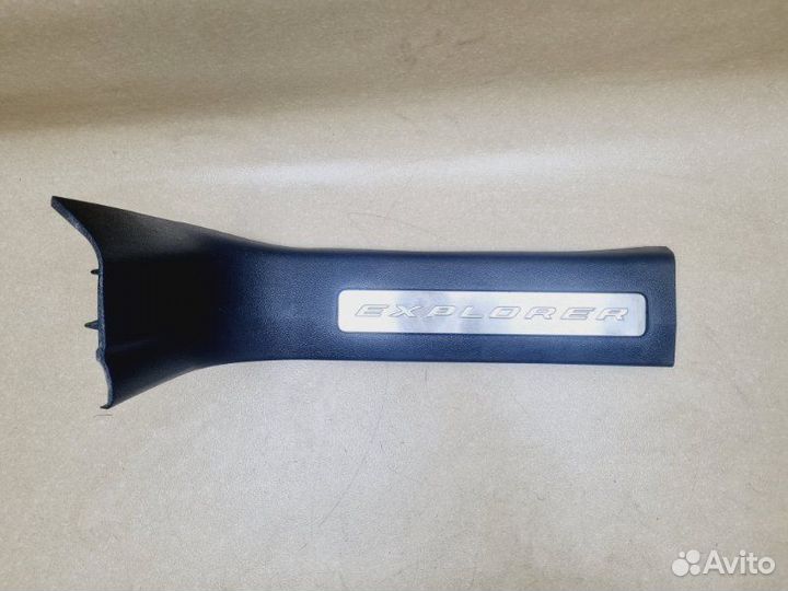 Накладка порога передняя левая Ford Explorer 3.5