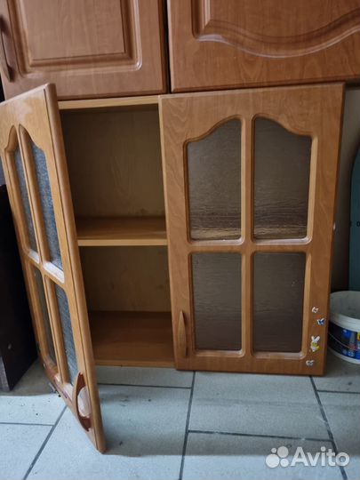 Тумбочка навесная