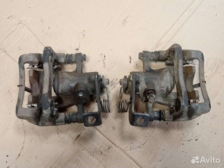 Суппорт задний Kia Rio 3 Hyundai Solaris 1