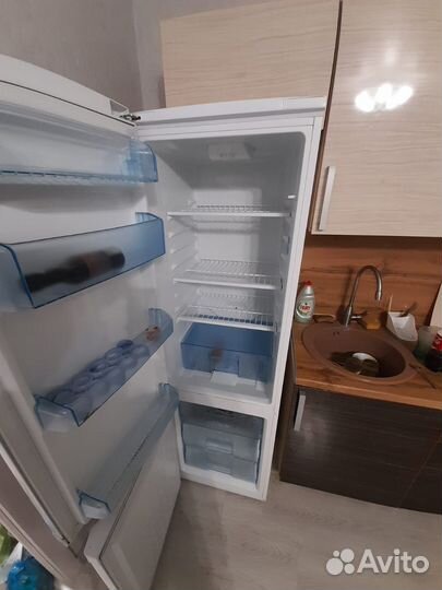 Холодильник не рабочий