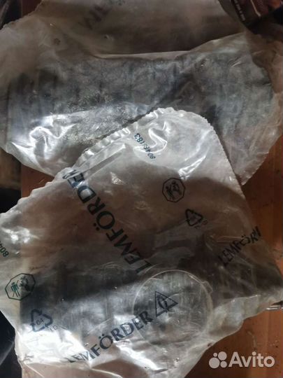 Пыльники рулевой рейки пассат б3