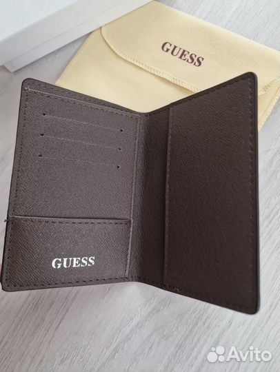 Обложка для паспорта guess