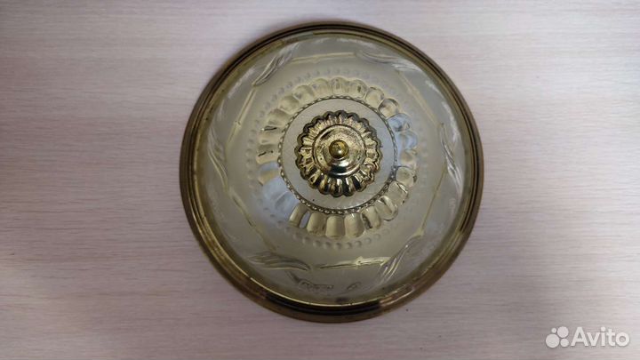 Светильник потолочный