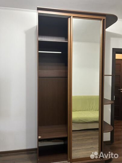 Шкаф купе с зеркалом бу